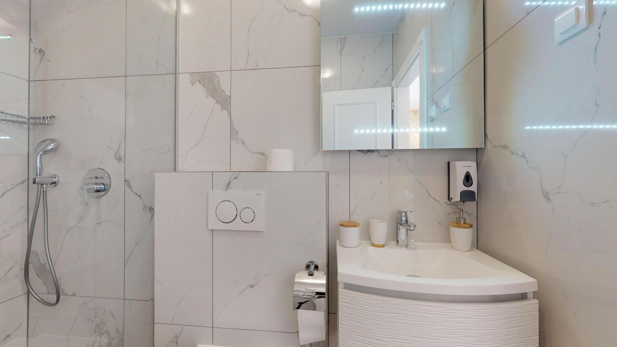 Chrysanta Apartments Сплит Экстерьер фото