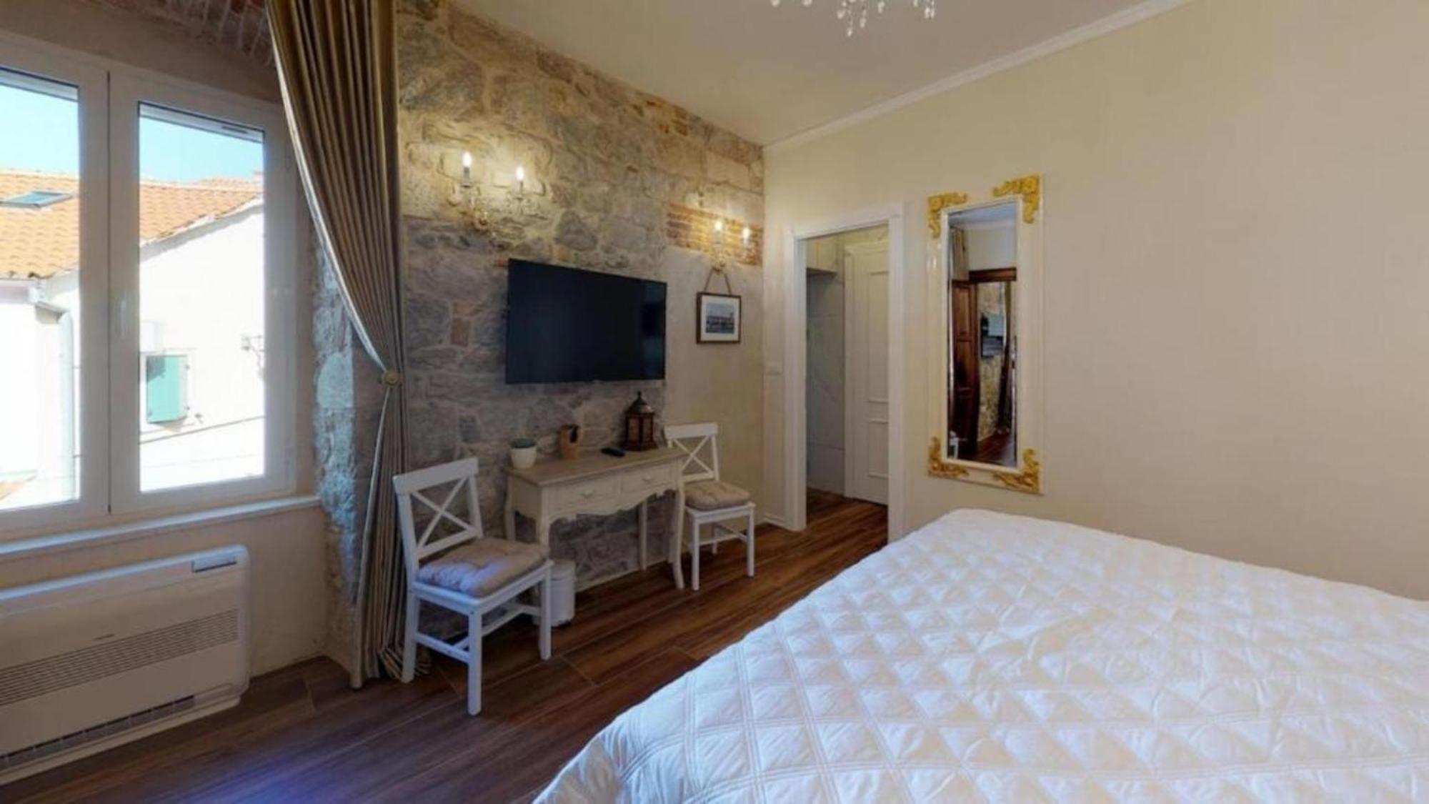 Chrysanta Apartments Сплит Экстерьер фото