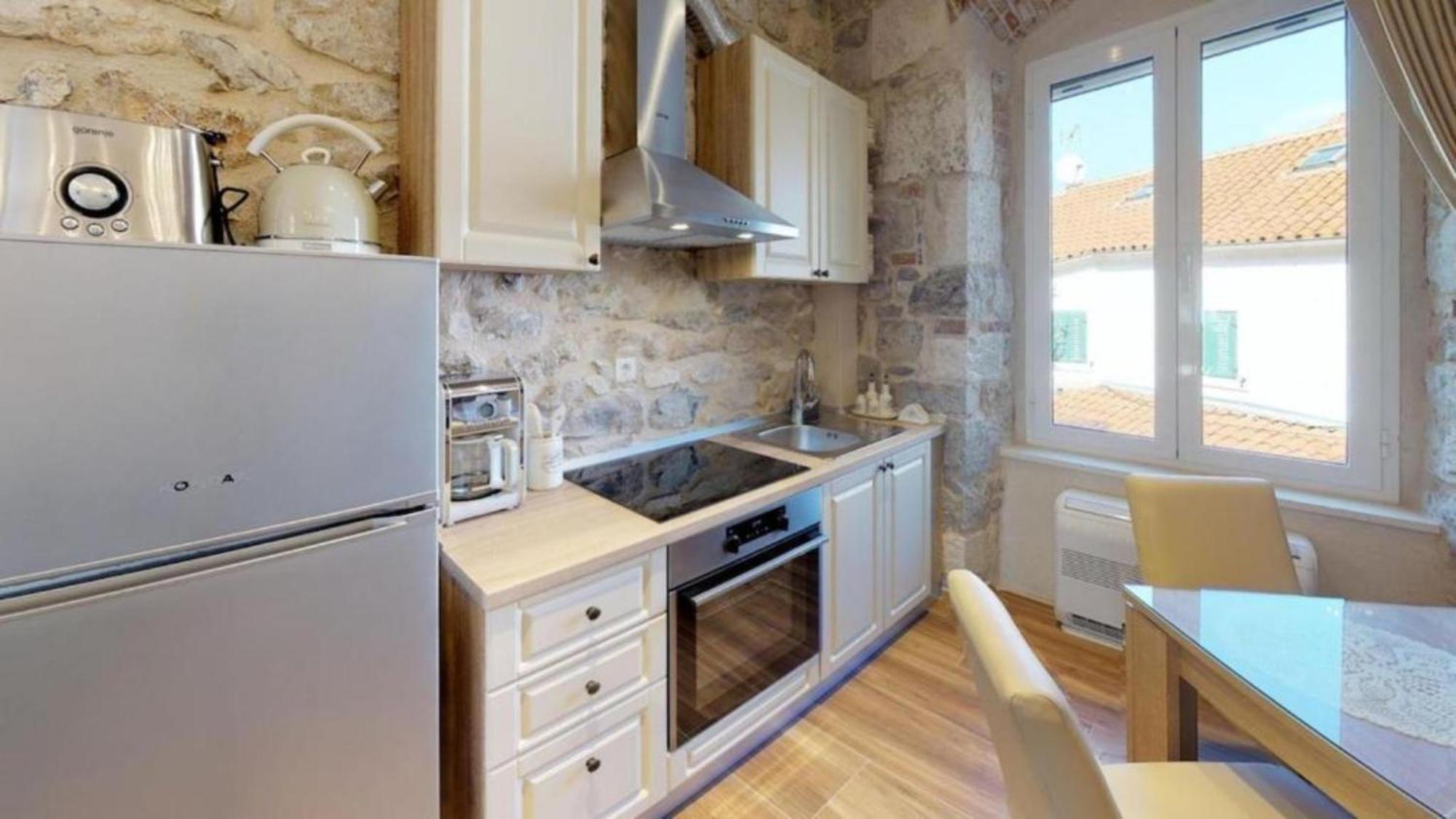 Chrysanta Apartments Сплит Экстерьер фото